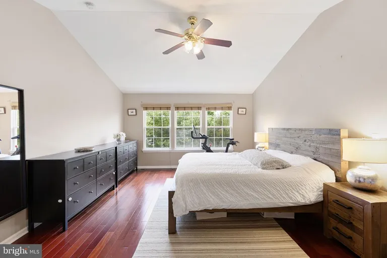 New York City Real Estate | View 257 Colt St | room 26 | View 27
