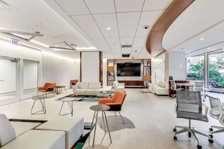 Chicago Real Estate | View 400 E Randolph, 1824 | room 20 | View 21
