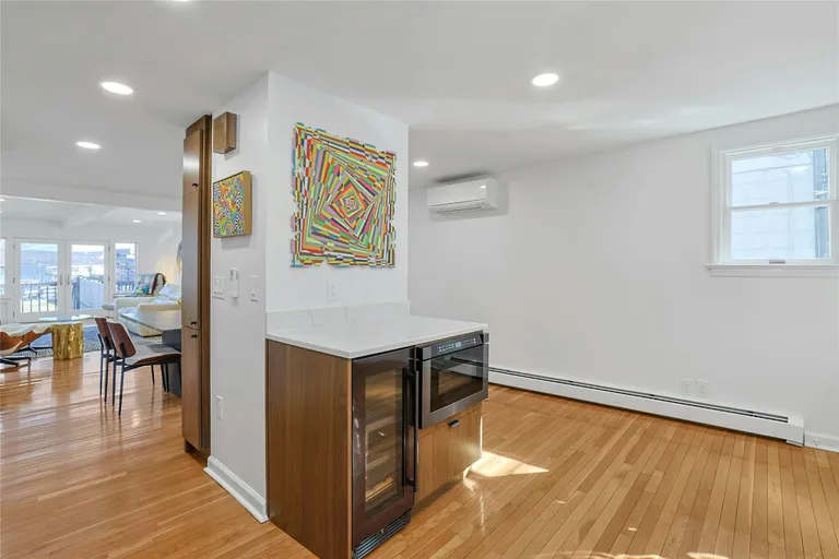 Rockland/Orange/NJ Real Estate | View 595 Piermont Avenue | room 11 | View 12