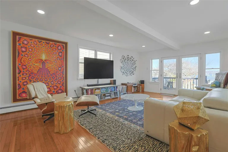 Rockland/Orange/NJ Real Estate | View 595 Piermont Avenue | room 6 | View 7