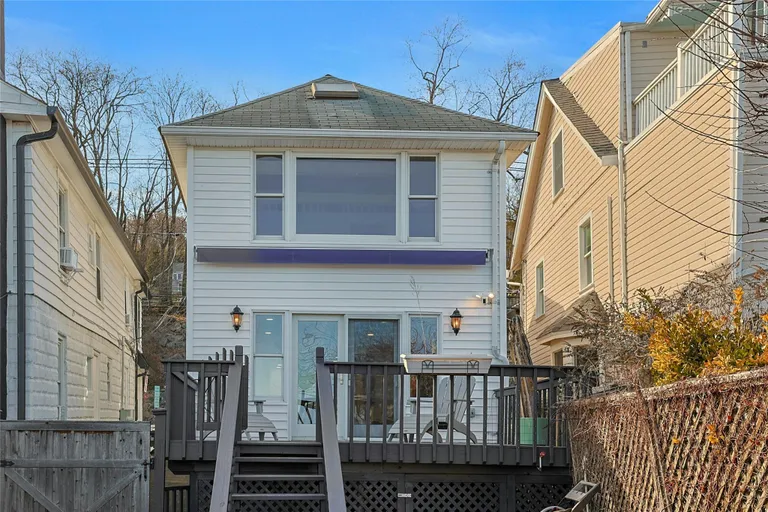Rockland/Orange/NJ Real Estate | View 595 Piermont Avenue | room 29 | View 30
