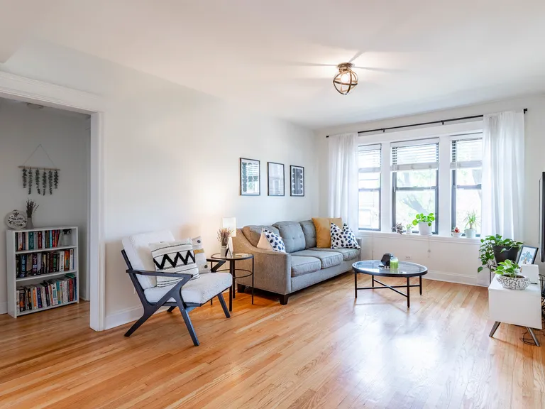 New York City Real Estate | View 2719 W Wellington, 2 | room 1 | View 2