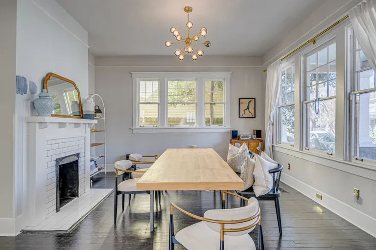 Savannah Real Estate | View 1123 East 32nd Street | room 7 | View 8