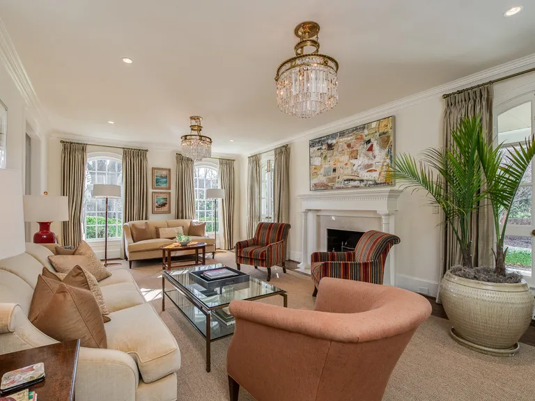 New York City Real Estate | View 441 Eastover Road | Living Room | View 4