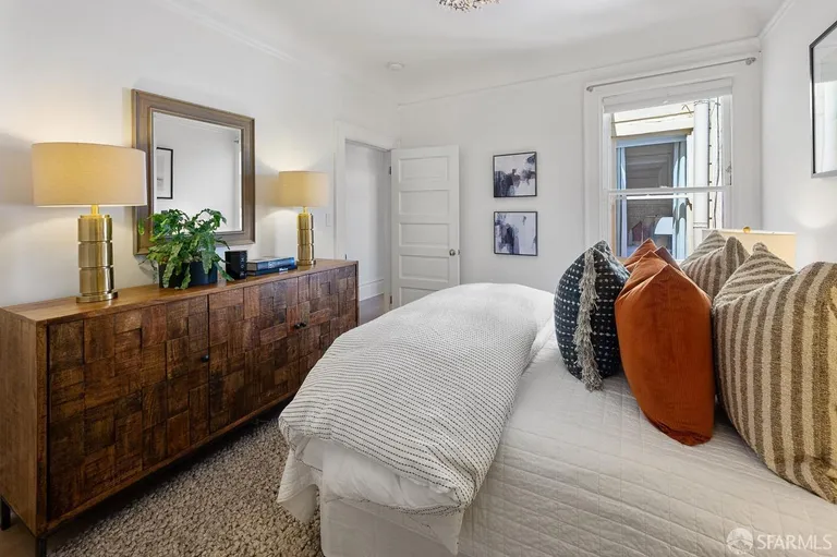New York City Real Estate | View 3228 16th Street Unit# E | room 23 | View 24