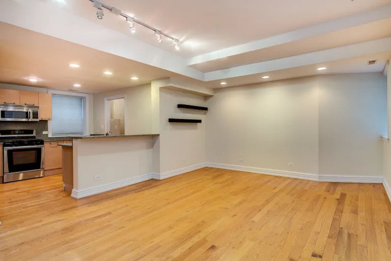 New York City Real Estate | View 1306 W Carmen, G | room 13 | View 14