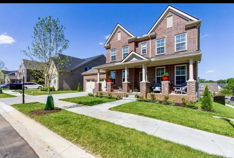 Nashville, TN Real Estate | View 779 Newcomb St | room 2 | View 3