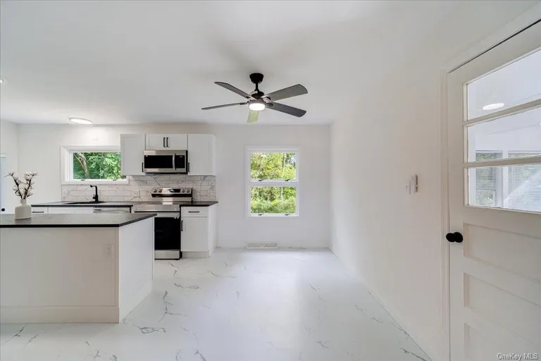 New York City Real Estate | View 268 State Route 32 S | room 3 | View 4