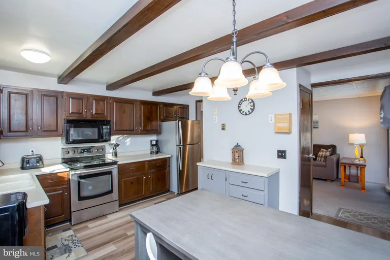 Central NJ/Bucks County, PA Real Estate | View 208 Coryell Rd | room 16 | View 17