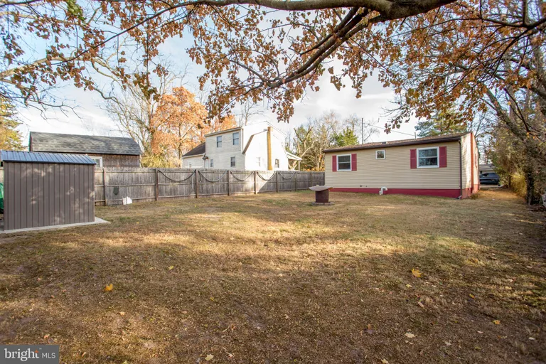 Central NJ/Bucks County, PA Real Estate | View 208 Coryell Rd | room 37 | View 38