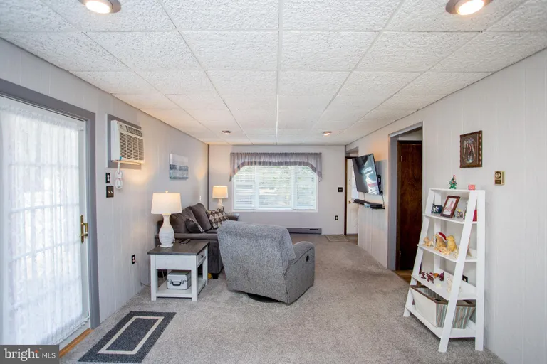 Central NJ/Bucks County, PA Real Estate | View 208 Coryell Rd | room 12 | View 13