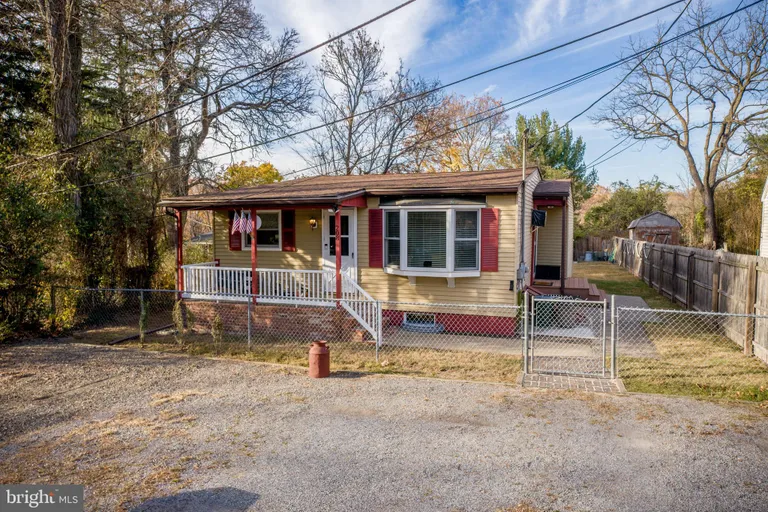 Central NJ/Bucks County, PA Real Estate | View 208 Coryell Rd | 3 Beds, 1 Bath | View 1