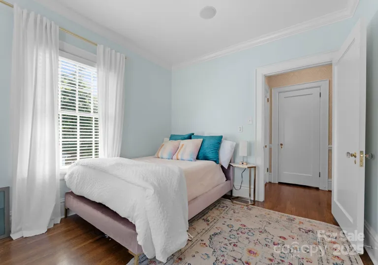 Charlotte Real Estate | View 4016 Nettie Court | room 28 | View 29
