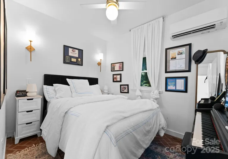 Charlotte Real Estate | View 4016 Nettie Court | room 39 | View 40