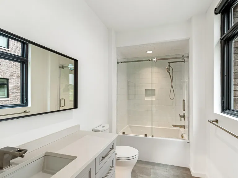 New York City Real Estate | View 1333 Queens Road #E2 | Full Bathroom 1 | View 18