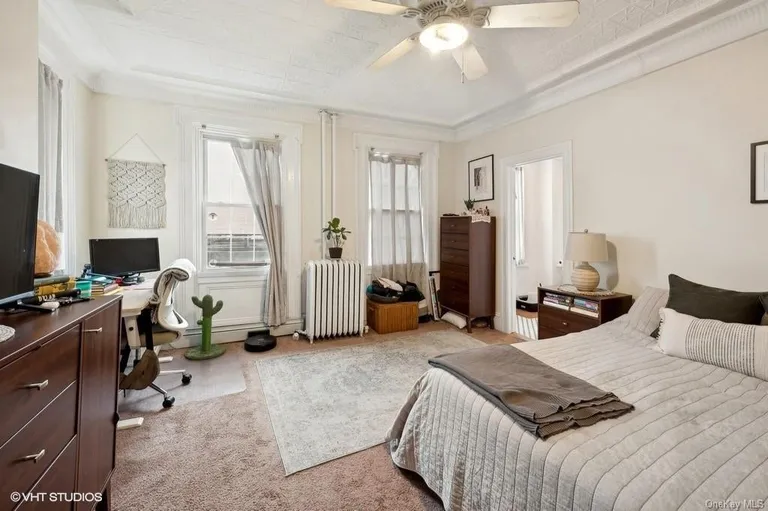 New York City Real Estate | View 39 Main Street | room 52 | View 53