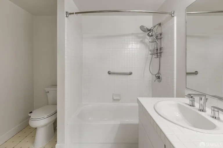 Northern California Real Estate | View 220 Lombard | room 16 | View 17