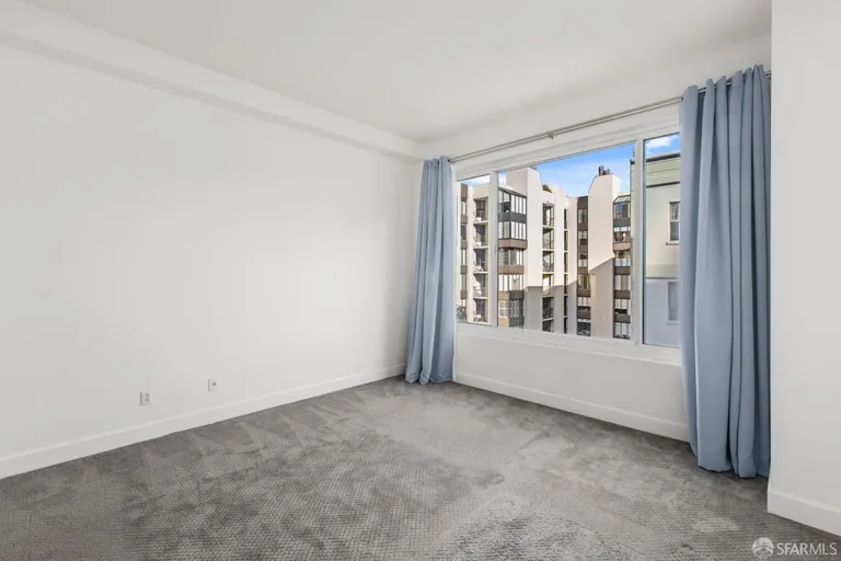 Northern California Real Estate | View 220 Lombard | room 11 | View 12