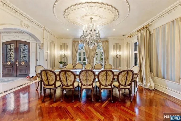 Bergen County Real Estate | View 78 Roberts Road | room 6 | View 7
