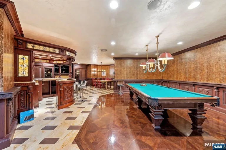 Bergen County Real Estate | View 78 Roberts Road | room 41 | View 42
