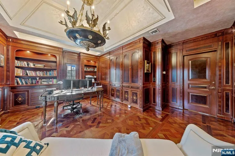 Bergen County Real Estate | View 78 Roberts Road | room 27 | View 28