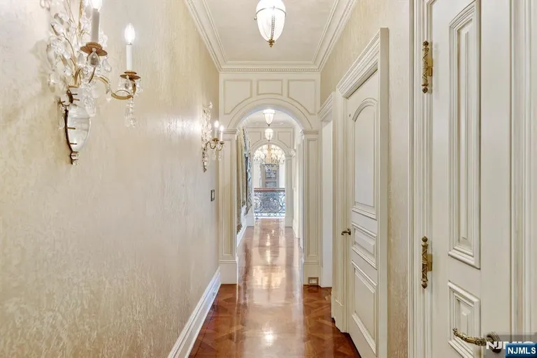 Bergen County Real Estate | View 78 Roberts Road | room 25 | View 26