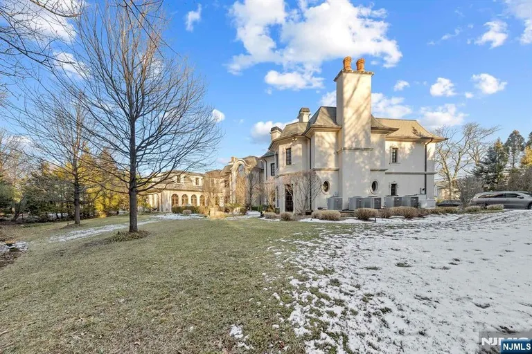Bergen County Real Estate | View 78 Roberts Road | room 45 | View 46