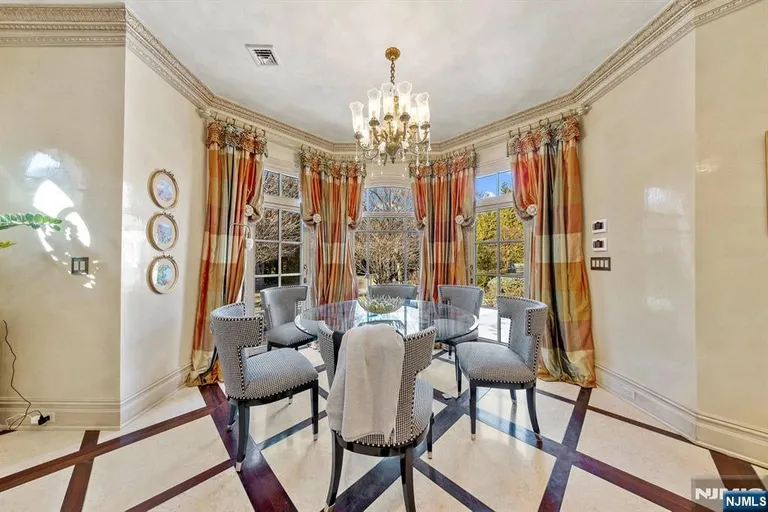 Bergen County Real Estate | View 78 Roberts Road | room 16 | View 17