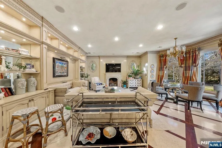 Bergen County Real Estate | View 78 Roberts Road | room 14 | View 15