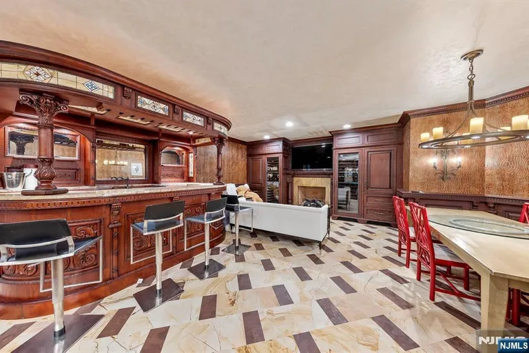 Bergen County Real Estate | View 78 Roberts Road | room 42 | View 43