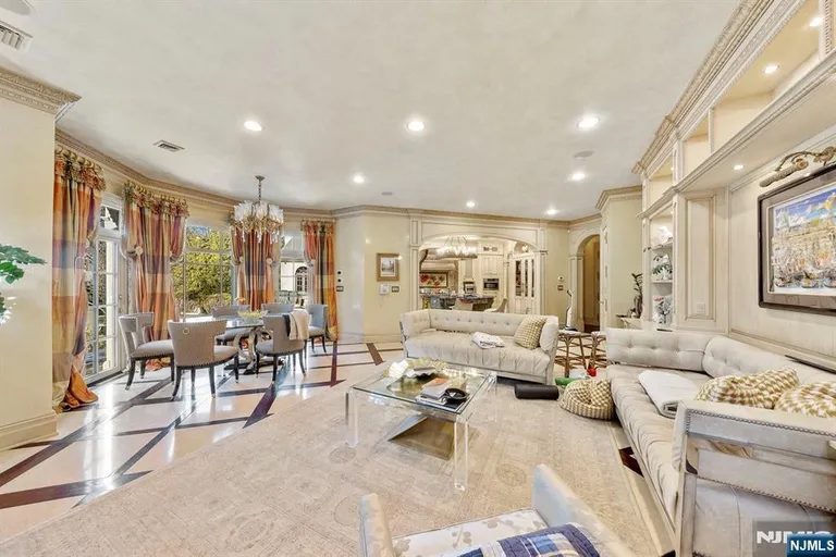 Bergen County Real Estate | View 78 Roberts Road | room 15 | View 16