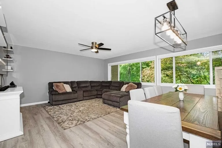 Bergen County Real Estate | View 159 Pond Drive #13D | room 7 | View 8