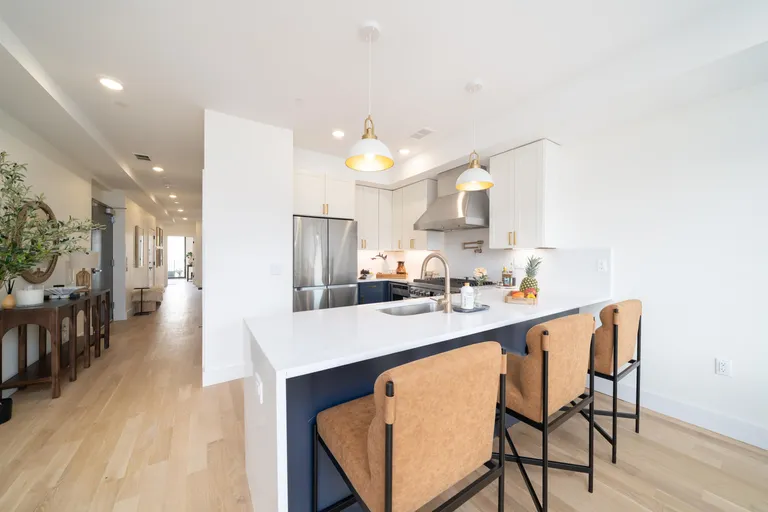 Jersey City/Hoboken Real Estate | View 338 7th St Unit# 3 | room 9 | View 10