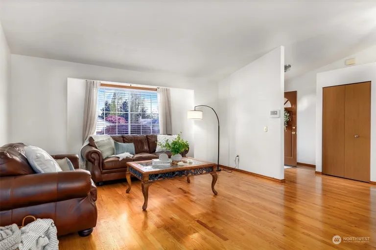 New York City Real Estate | View 10920 53rd Avenue | room 6 | View 7