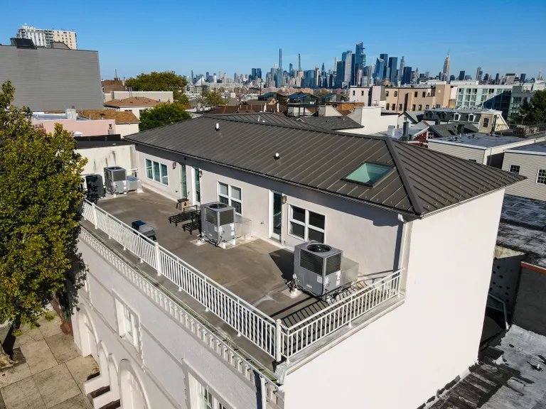 New York City Real Estate | View 560 Palisade Ave #C | IMG-3 | View 32