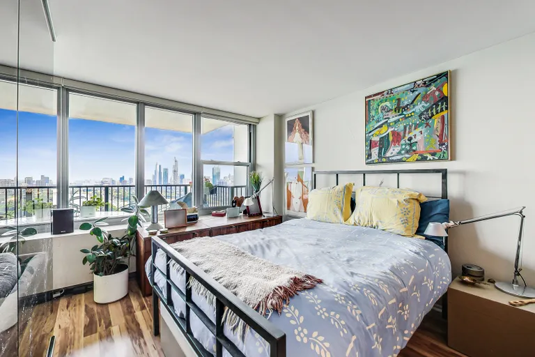 New York City Real Estate | View 400 E Randolph, 3401 | room 10 | View 11