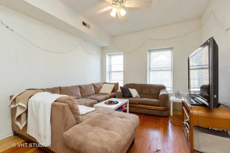 New York City Real Estate | View 2422 N Clybourn | room 2 | View 3