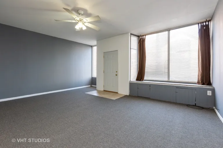New York City Real Estate | View 2422 N Clybourn | room 1 | View 2