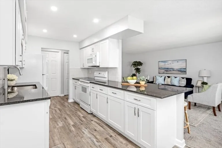 Boston, MA Real Estate | View 15 Beals Cove Rd #J | room 3 | View 4