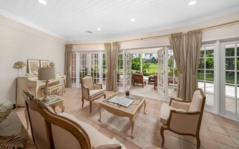 New York City Real Estate | View Lyford Cay Golf Course Ho, 7 | Listing | View 8
