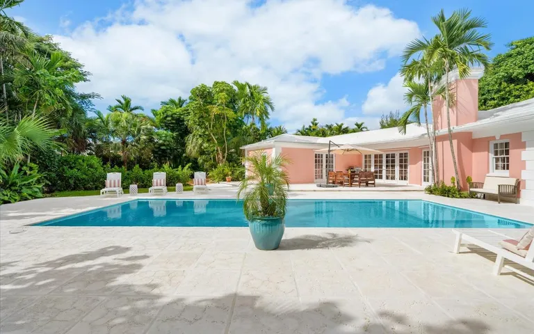 New York City Real Estate | View Lyford Cay Golf Course Ho, 7 | Listing | View 2