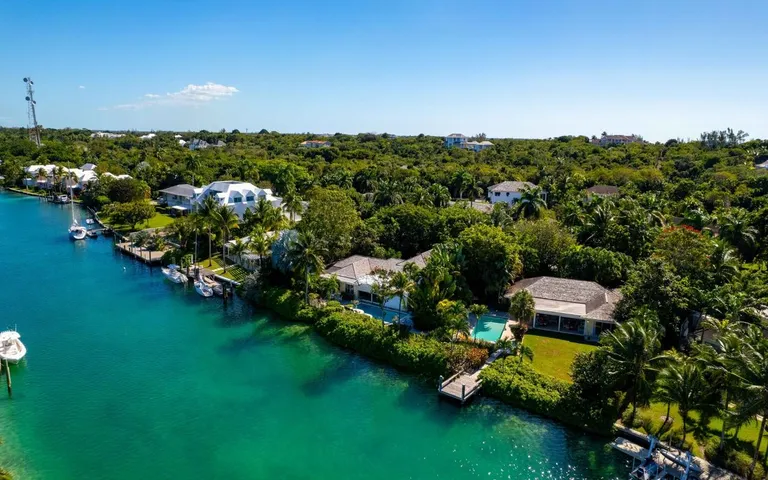 New York City Real Estate | View Lyford Cay Canal Home, 2 | Listing | View 41