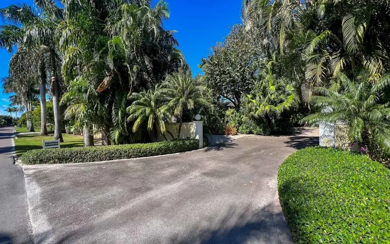New York City Real Estate | View Lyford Cay Canal Home, 2 | Listing | View 49