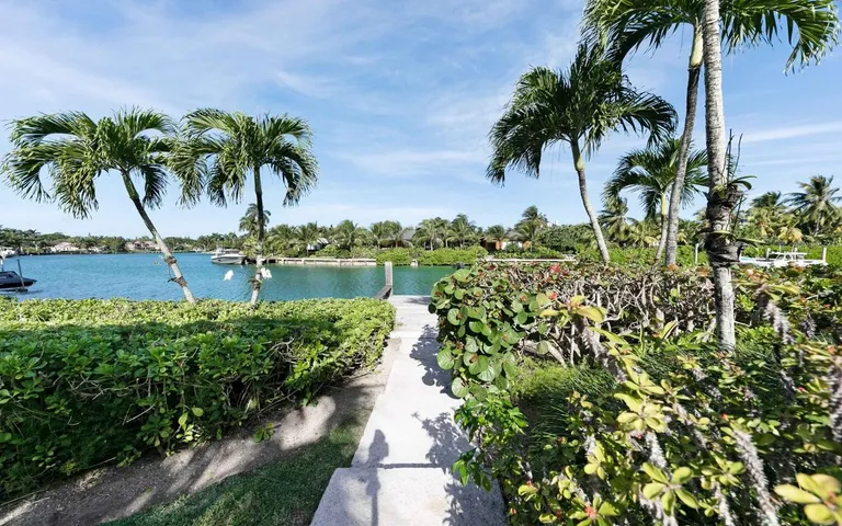 New York City Real Estate | View Lyford Cay Canal Home, 2 | Listing | View 14