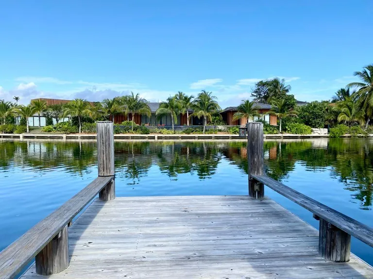 New York City Real Estate | View Lyford Cay Canal Home, 2 | Listing | View 2