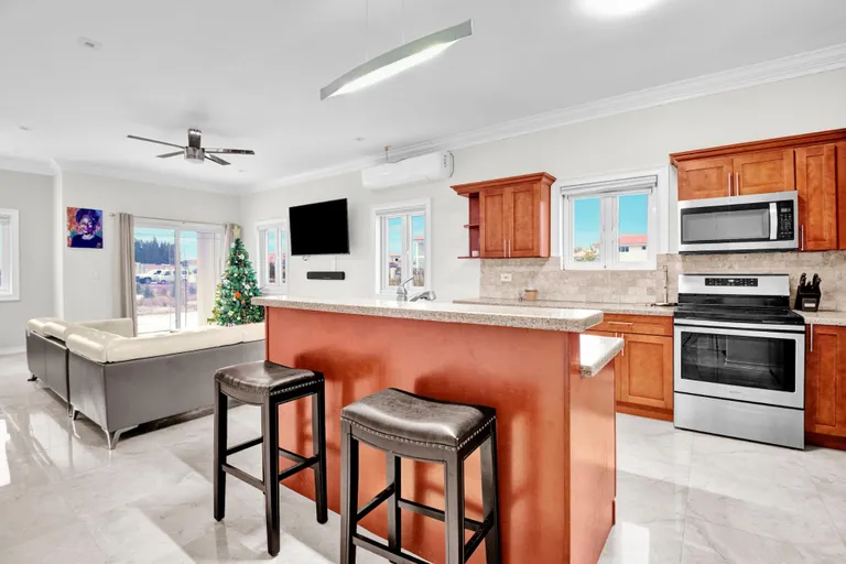 Via Della Rosa Condos 2, Coral Harbour Property for sale