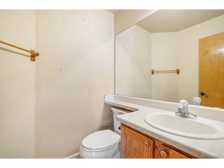 19093 E Chenango Cir, Aurora, CO 80015 Property for sale