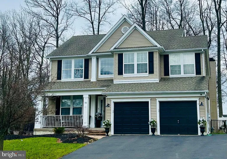 19 Lenape Ln, Burlington Township, NJ 08016 Property for sale