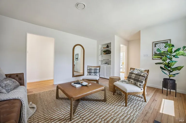 New York City Real Estate | View 2 Oxford Avenue | Listing | View 7