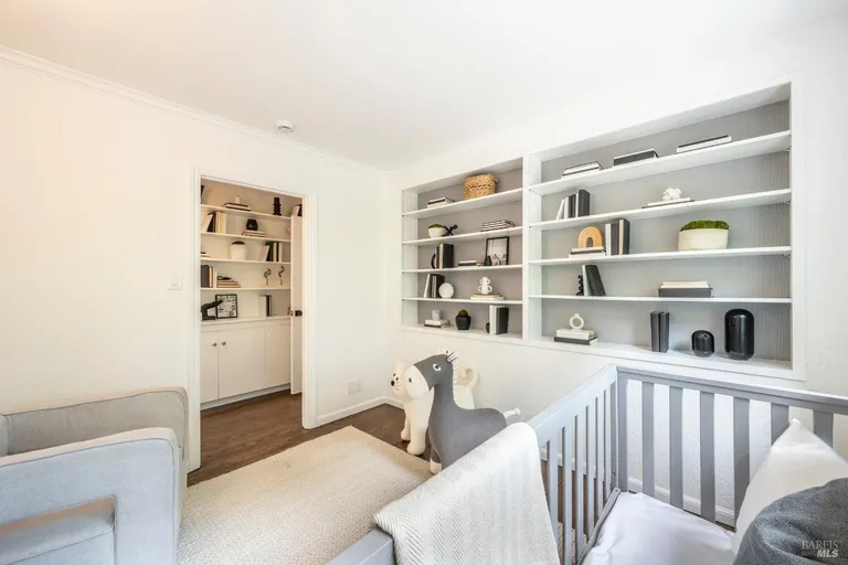 18 Los Cerros Drive, Greenbrae, CA 94904 Property for sale